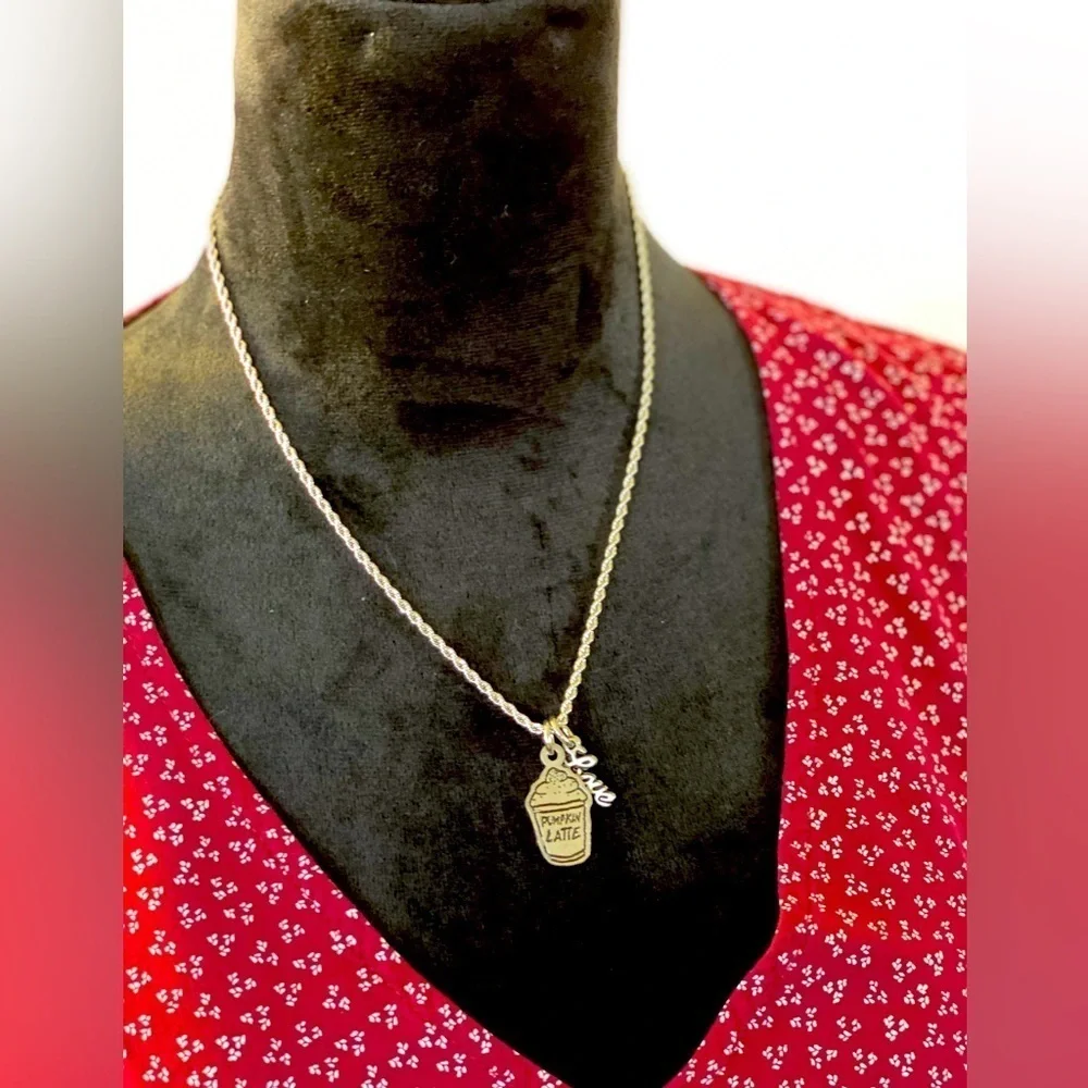 NECKLACE Pumpkin Latte 🧡W/Love Accent ~ NWT